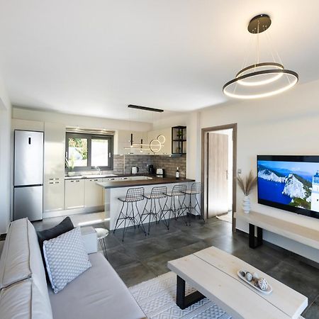 Adam'S Suite Frínion 外观 照片